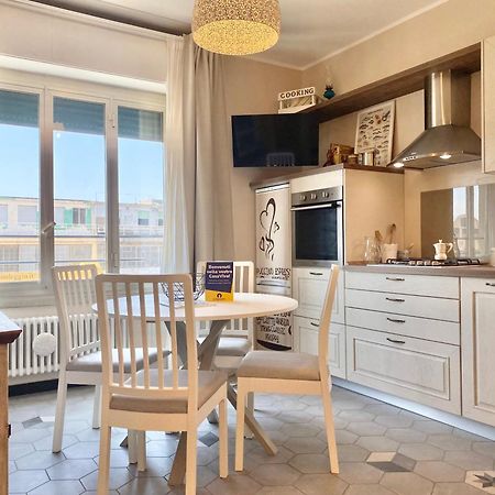 Apartamento Casaviva - Le Vele Di Angela Génova Exterior foto